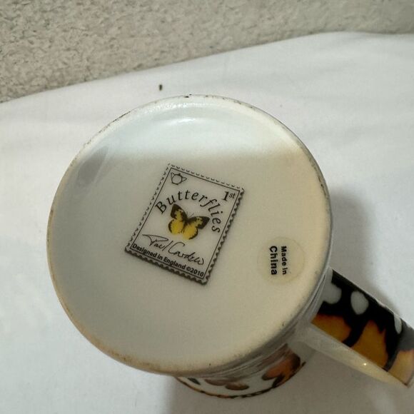 Paul Cardew Butterflies coffee/ tea mug - Picture 6 of 8